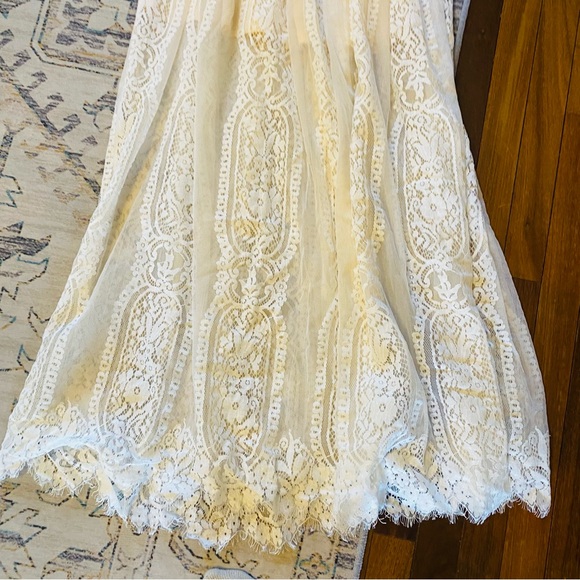 Baltic Born Caroline Off White Lace Maxi Dress - Picture 8 of 8